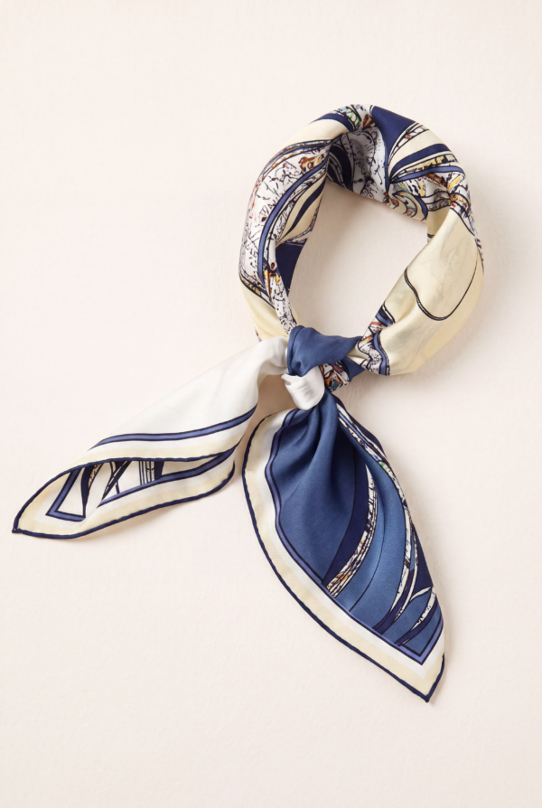 产品1轮播图 14 Momme Silk Square Scarf · 65 × 65 cm