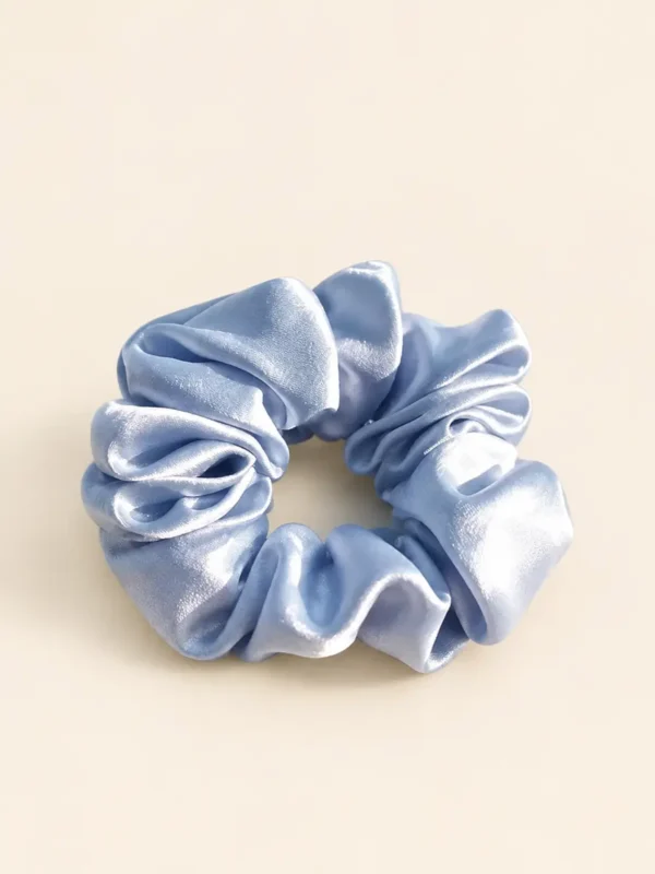 Sky blue 22 momme 4 cm mulberry silk scrunchie