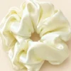 Ivory 22 momme ruched 5 cm mulberry silk scrunchie Ivory 22 momme ruched 5 cm mulberry silk scrunchie